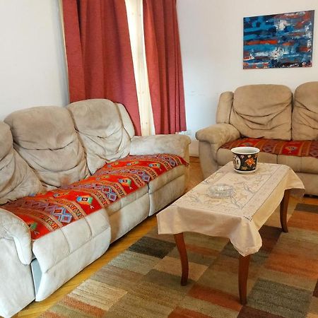 Jessy Lovely Apartment In Heliopolis El El Cairo Exterior foto